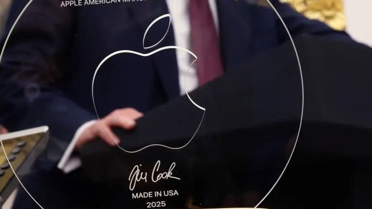 APPLE CEO GIFTS TRUMP 24-KARAT GOLD ITEM, ANNOUNCES $100 BILLION US MANUFACTURING BOOST